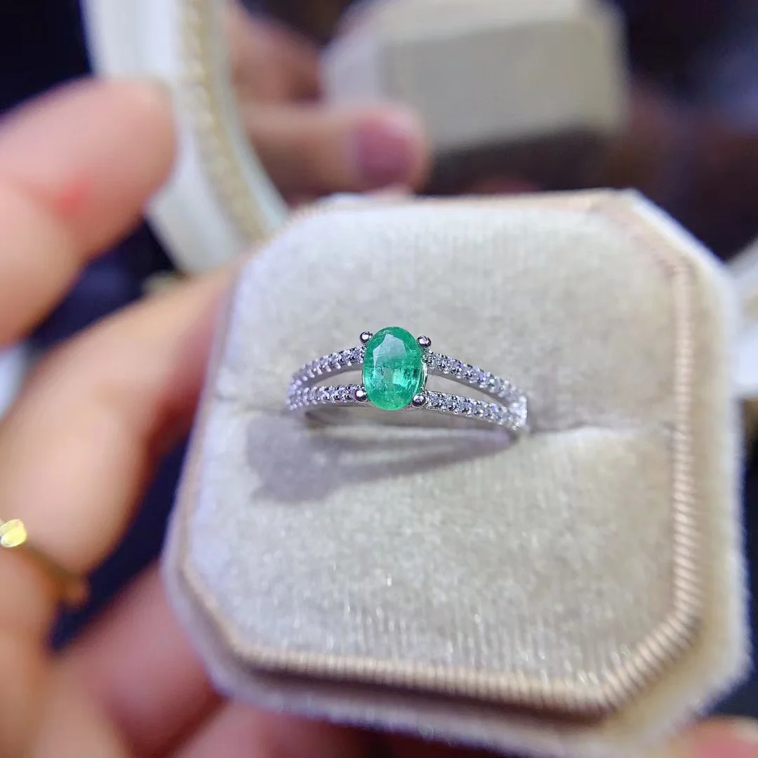 Hot Sale 925 Sterling Silver 4mm*6mm Natural Emerald Oval Cut Gothic Love Finger Women Ring