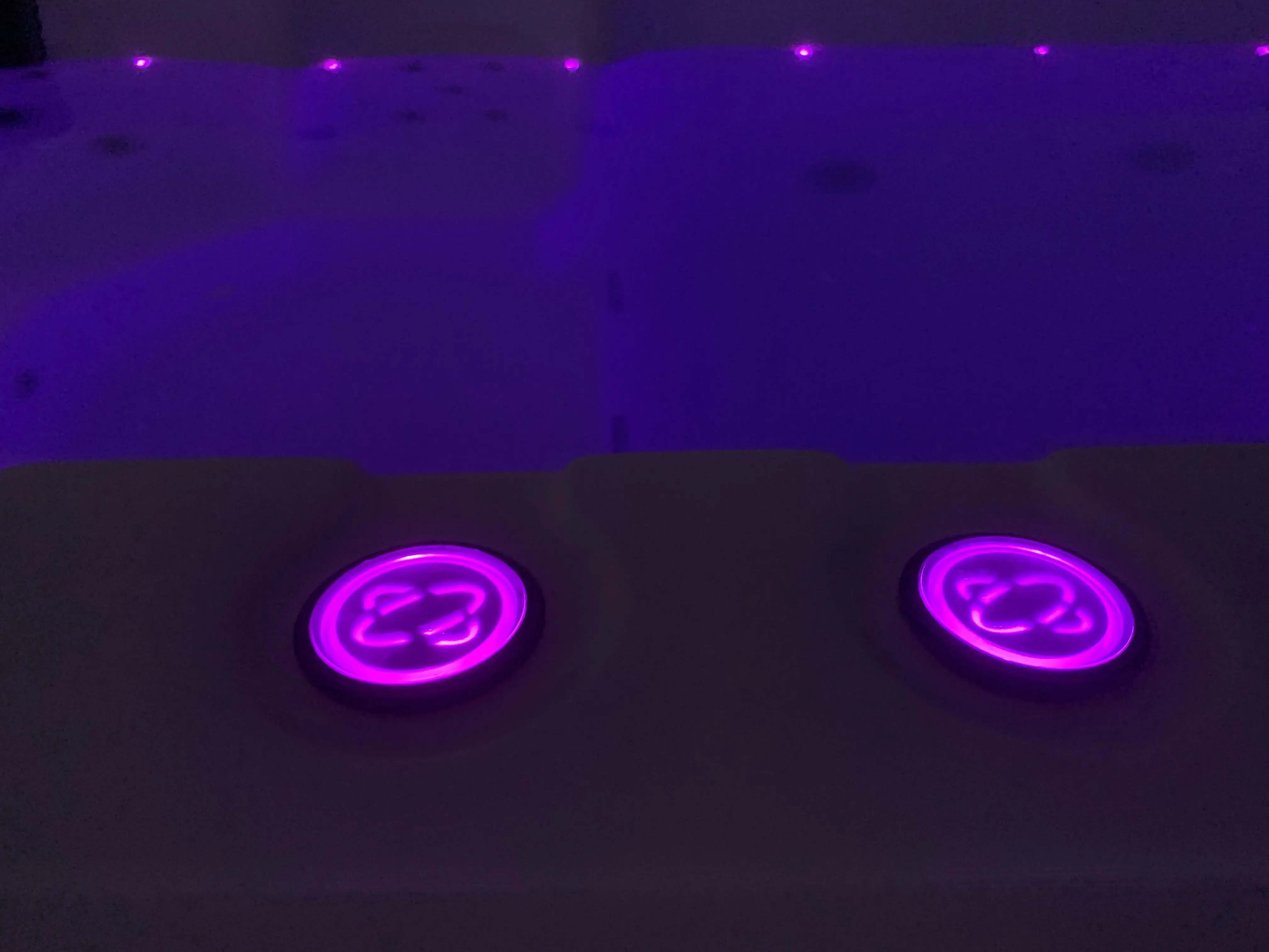 New Fashion 3.85 meters Swim Spa Pool Outdoor on Sale Balboa USA with 5 Seats  Acrylic surface with LED light sexy massage spa