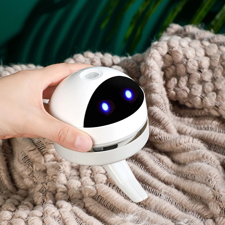 Hot Selling Mini Desktop Vacuum Cleaners Household Computer Keyboard Portable Battery Powered Handheld Electric Vacuum