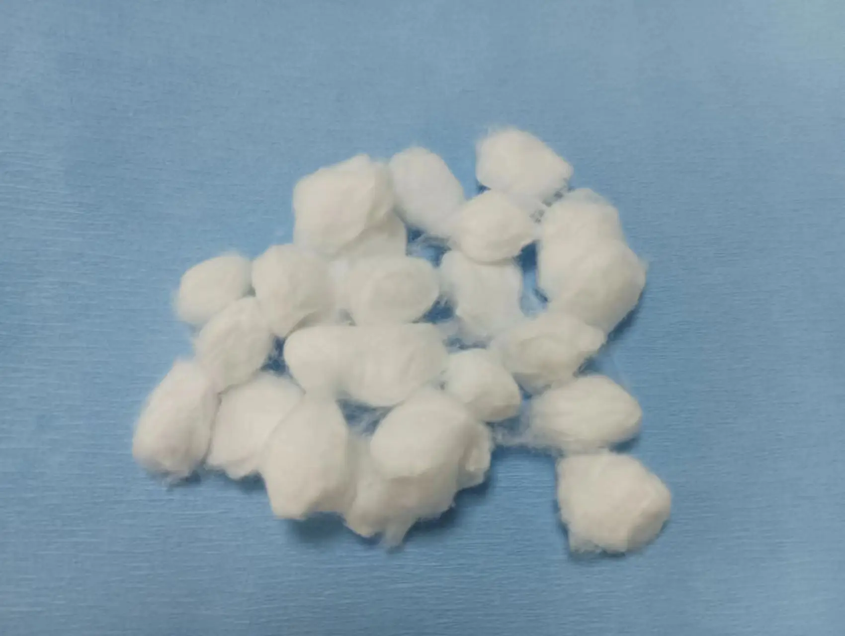 Factory High Quality 100% Pure Organic Cotton OEM Cotton Ball White Cotton Balls