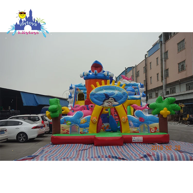 Closed inflatable trampolines dinosaur playground equipment for children