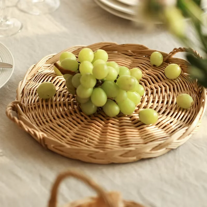 China Basket Supplier Hand Woven Cheap Price Wholesale Willow Material Wicker Baskets for Gifts with Handle