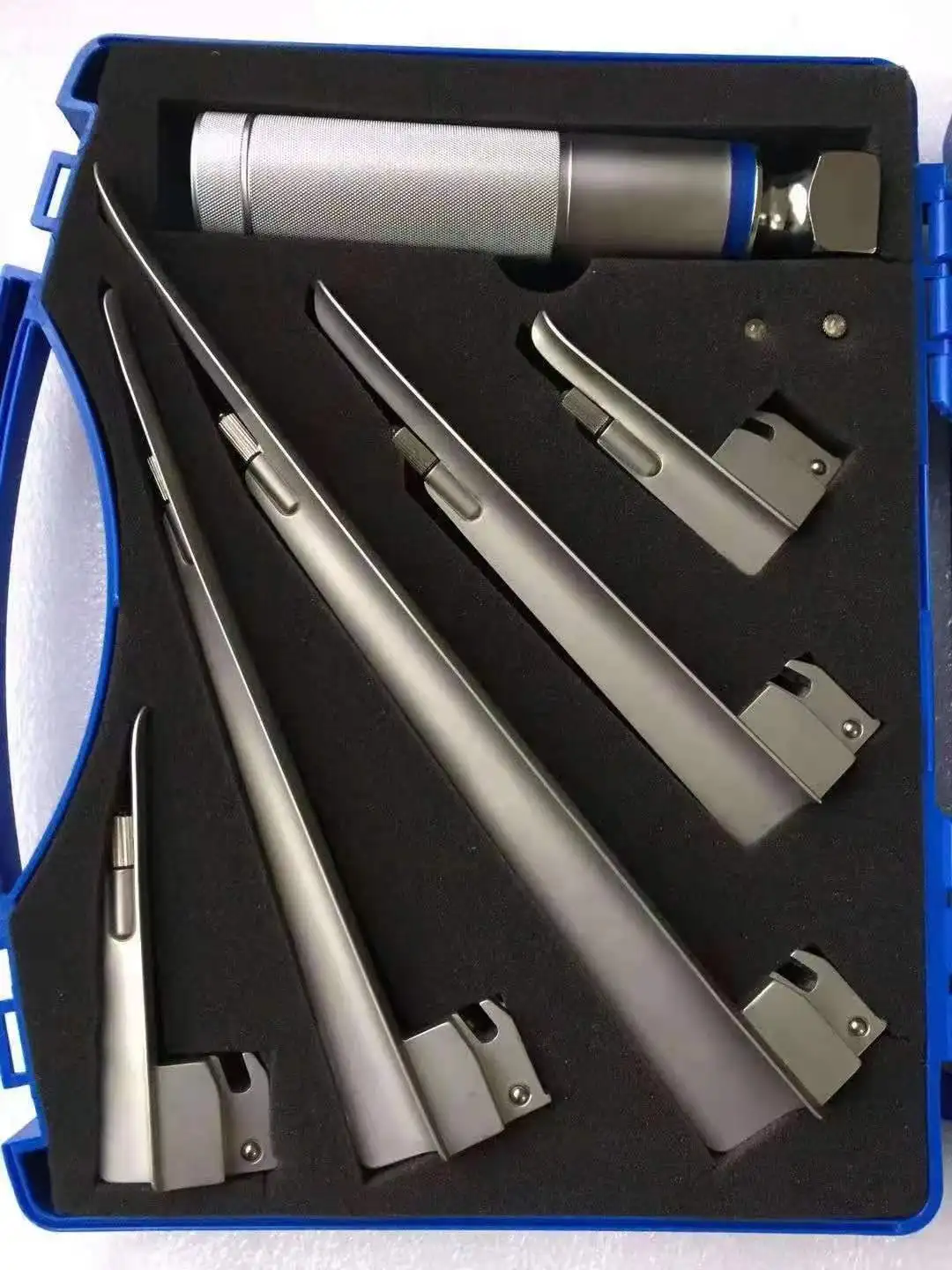 EUR PET Hot Sale Vet Ent Fiber Optic Lamp Veterinary Examination Laryngoscope With 5 Blades for Different Kinds of Animal