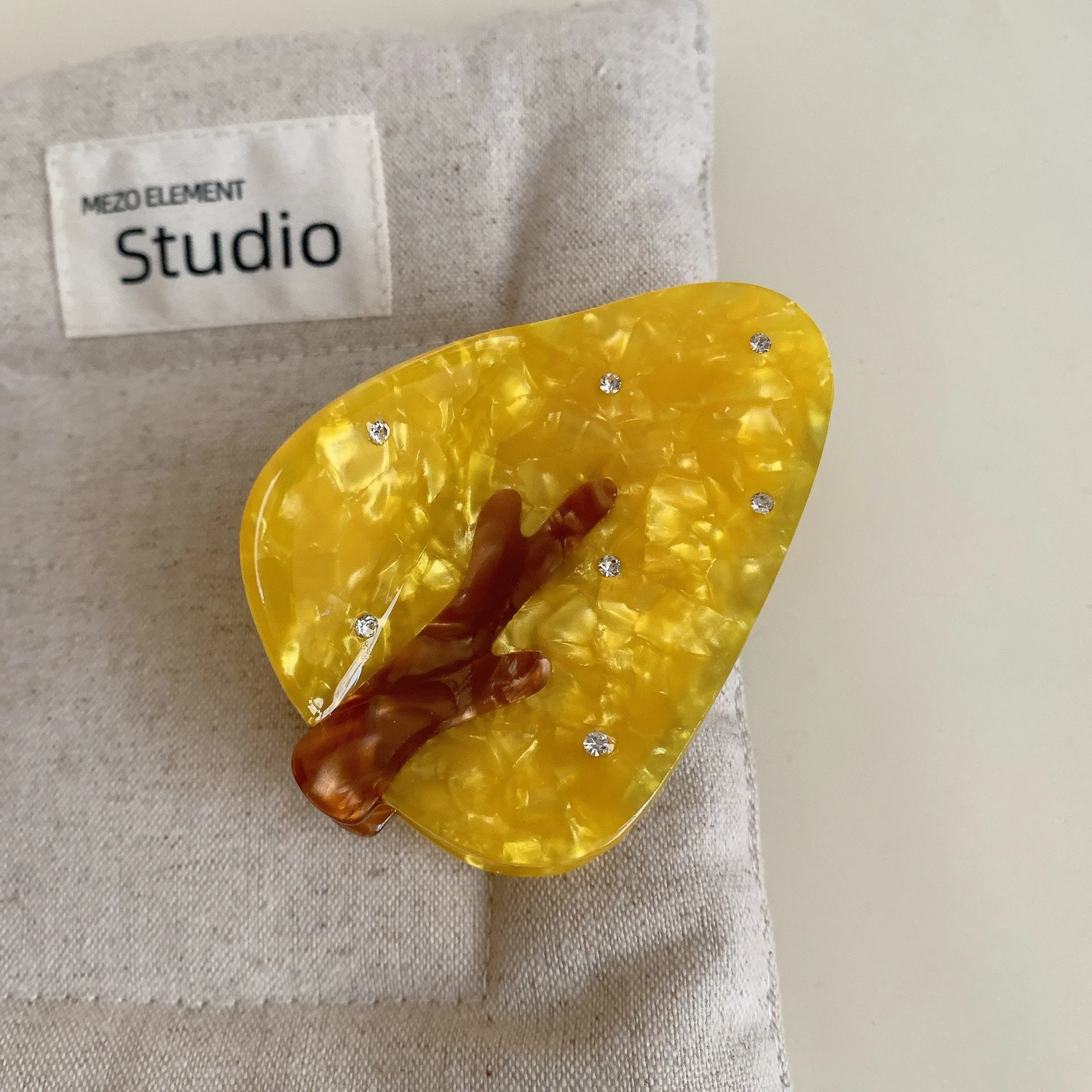 YJL New 2024 model Christmas themed cute hair clip Beautiful and exquisite hair claw clip Acetate Hair Claw