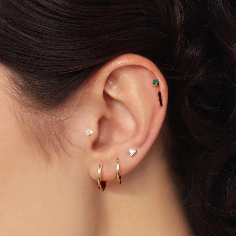 QLEESI 2022 Small Bee Labret Piercing Internal Thread 925 Silver Body Jewelry 16G Wholesale Earrings