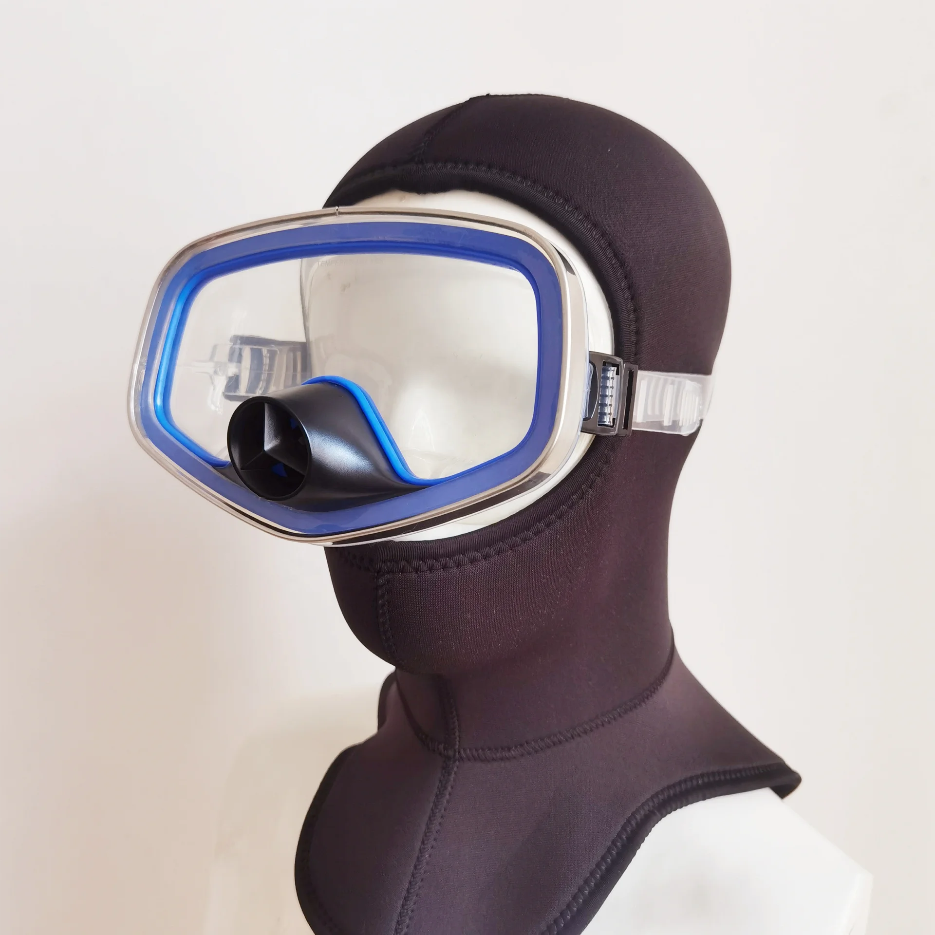 High-volume Nose Purge Valve Classical Diving Mask Tempered Glass Swimming Diving Snorkeling Silicone Scuba Masks