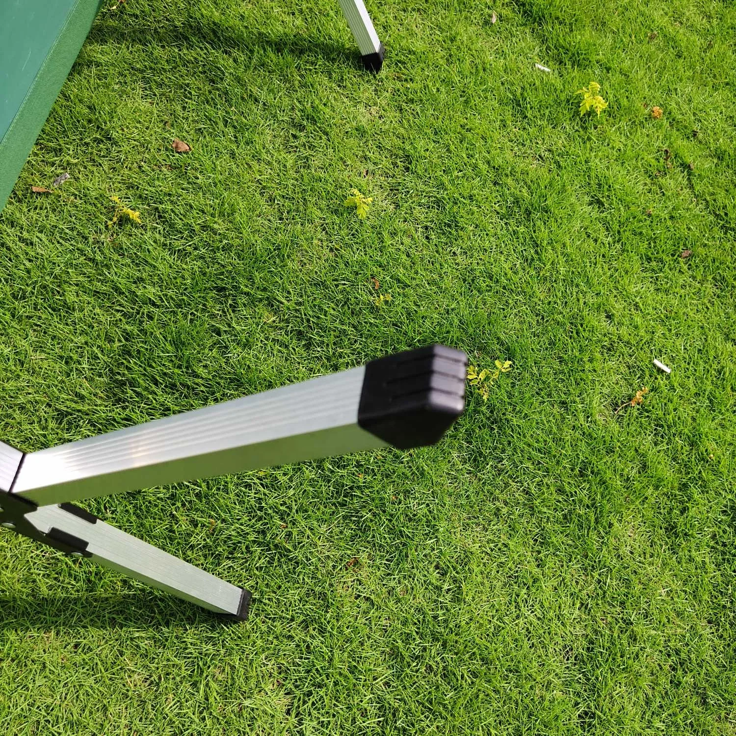 Polar Everest Foldable Cots Lightweight Aluminum Pipe Portable Lightweight Folding Camping Bed with Carry Bag