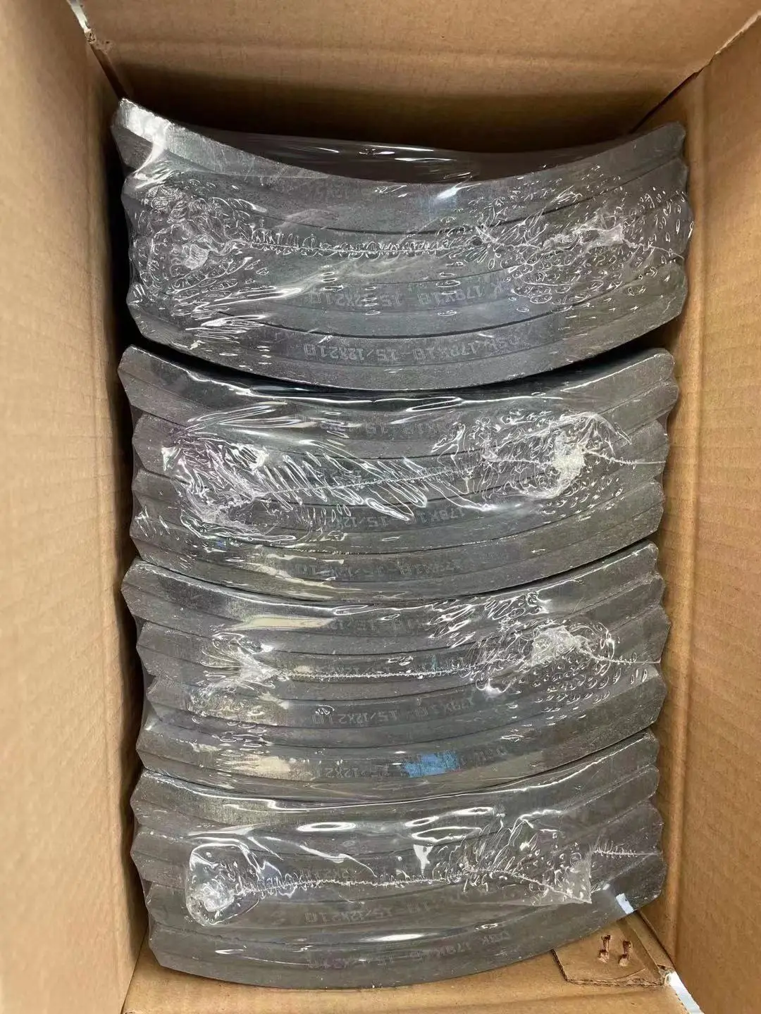 19934 oem 500812335 factory price truck 90000 long life brake pad lining 19934 from feoauto