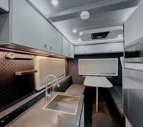 Motorhome Expedition Pickup Customized Truck Camper Manufactory