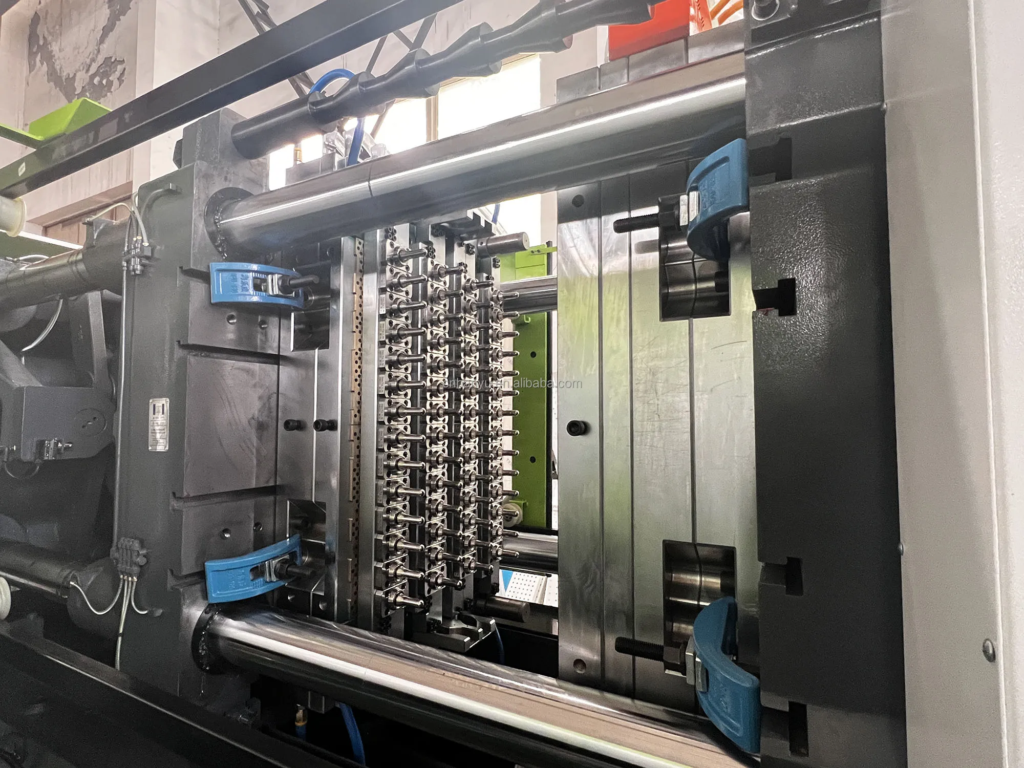 Plastic Injection Pet Preform Mould for Water Package Taizhou plastic injection mould hot runner preform mould