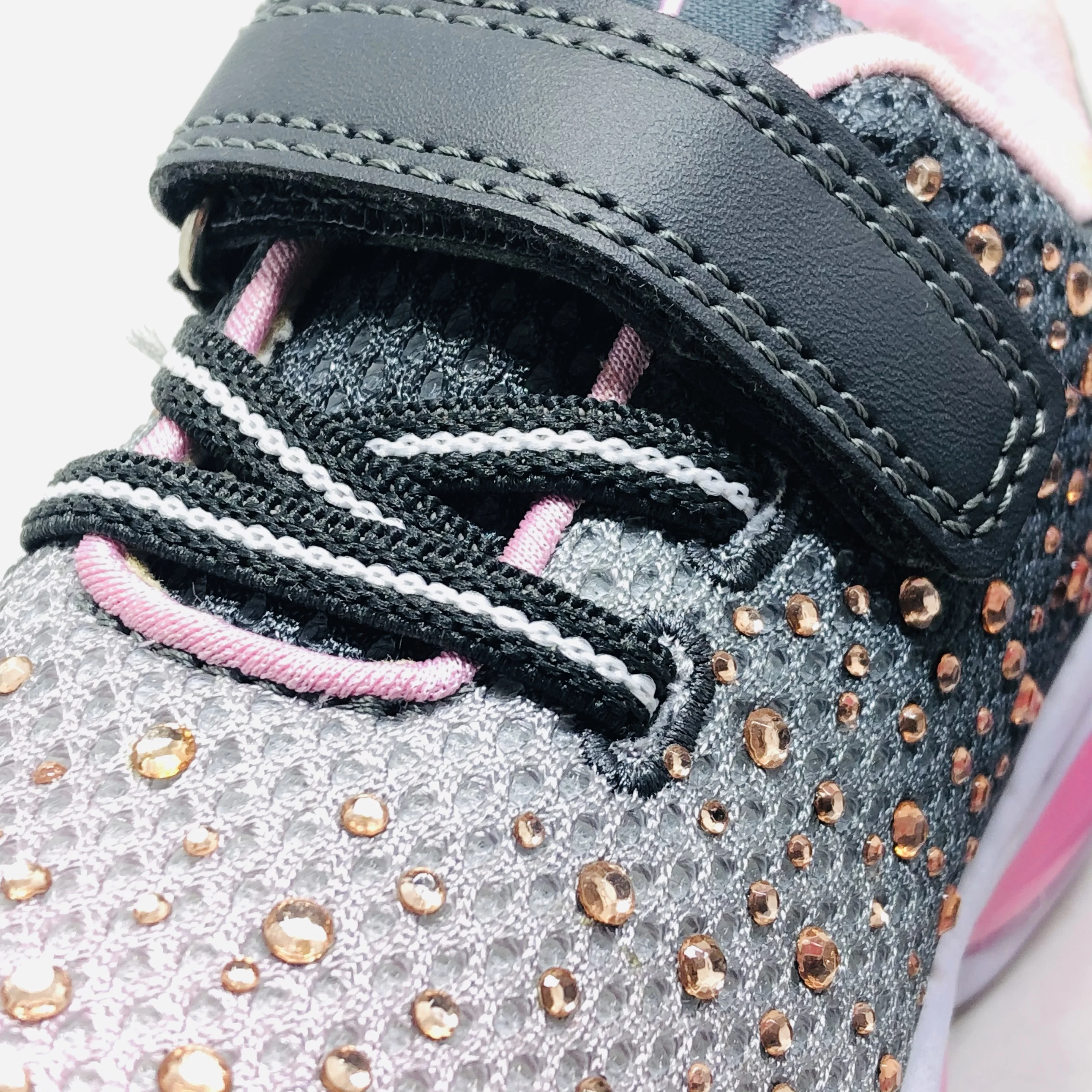 SUNTOP custom wholesale fashion girl shoes pink spot series