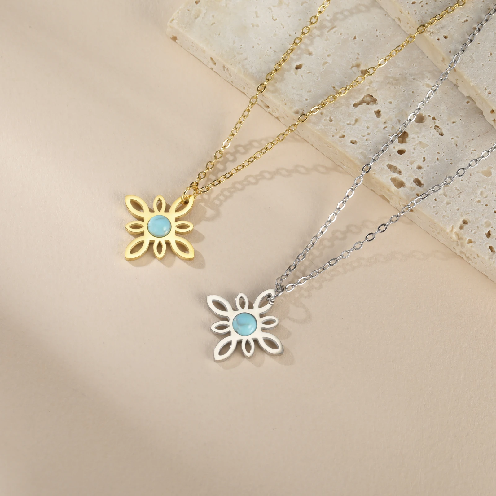 Classic Witch Knot Necklace for Women Irish Celtic Knot Trinity Good Luck Charm Wiccan Symbol Stainless Steel Jewelry