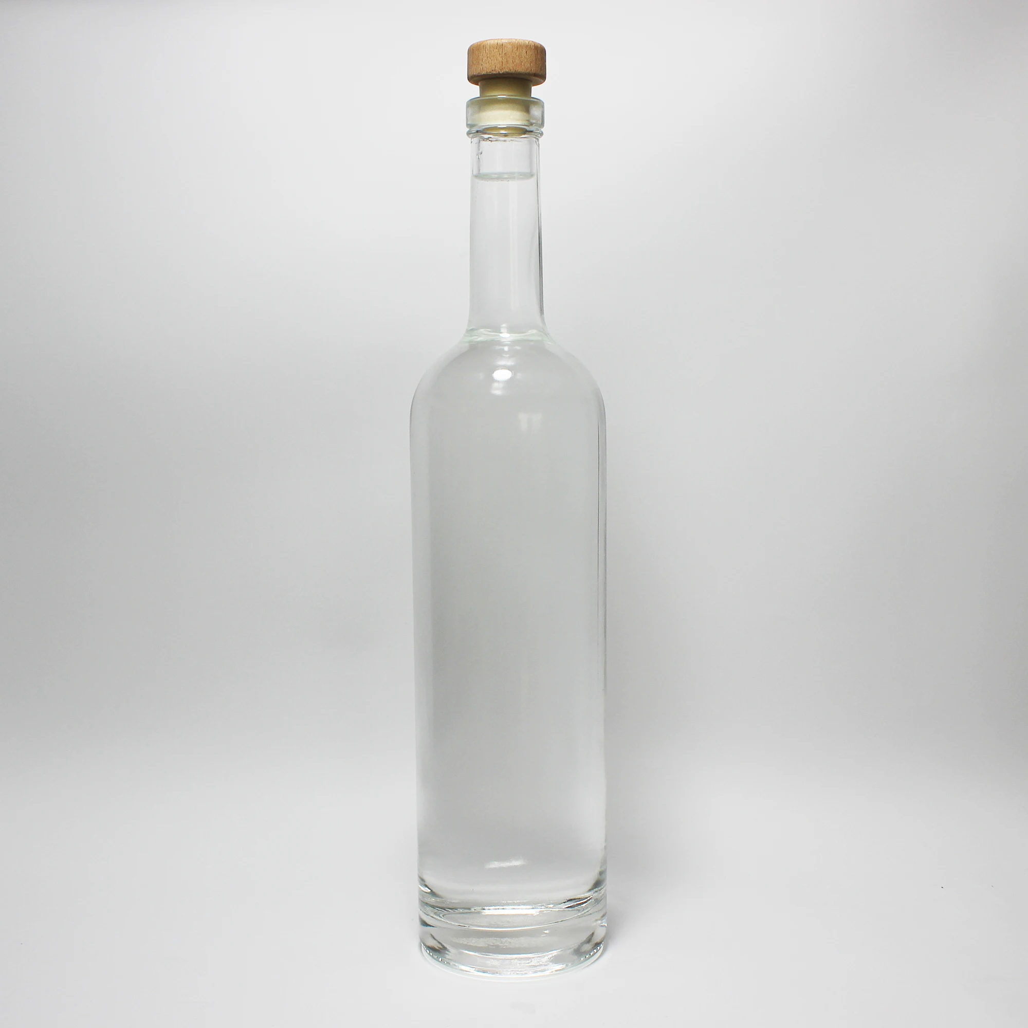 Custom Famous Brand Vodka Alcohol Whiskey liqueur bottle 750 ml for alcoholic beverages