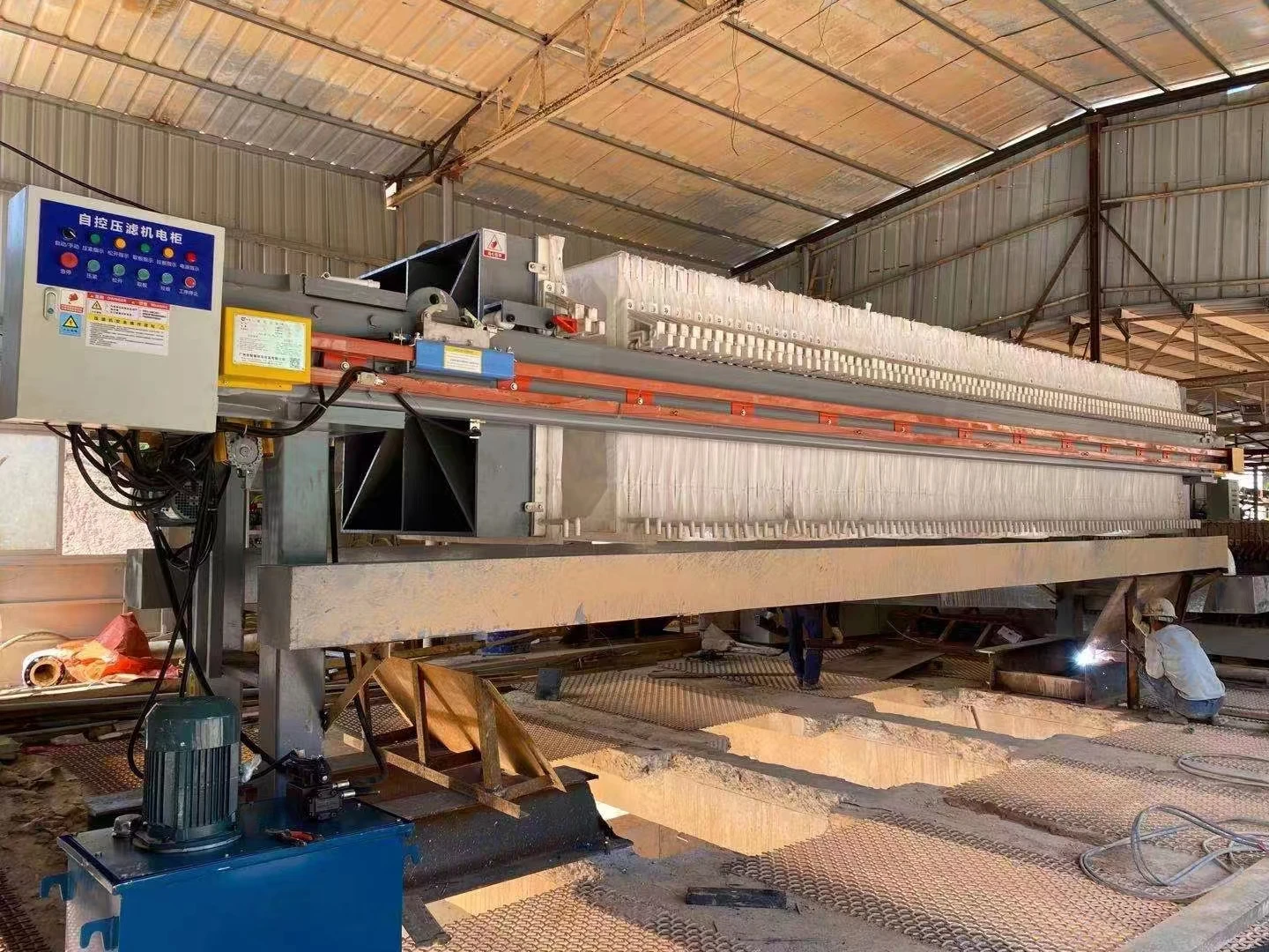 Sludge / Mud Dewatering membrane Filter Press Machine for Waste Water and Sewage Treatment