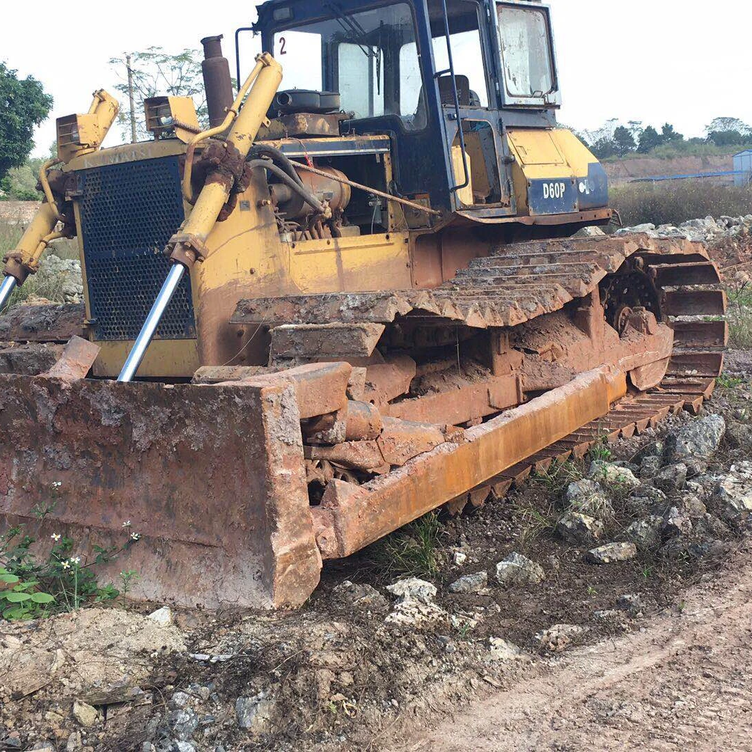 Used crawler bulldozer Komatsu D60P D50P for wholesale
