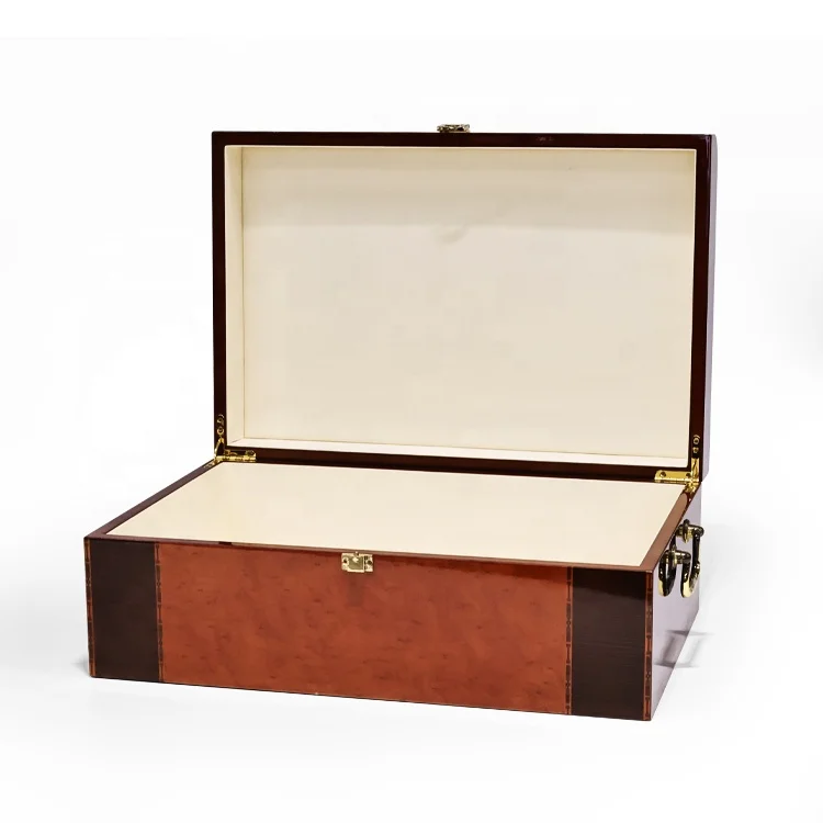 Luxury Custom design wooden high gloss gift box with lock and key