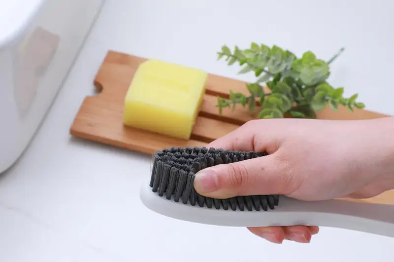 Eco-friendly Multifunctional Hand Brush for Cleaning Washing & Shoe Care PP round Design for Home Kitchen Bathroom Use