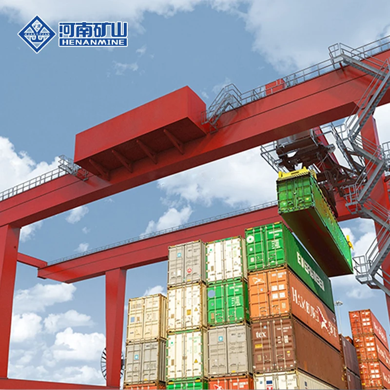 Loading and unloading 40 HQ container A6-A7 working level gantry crane from ship to truck