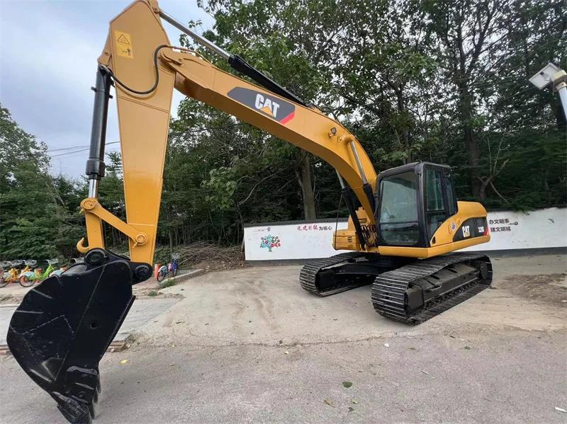 Brilliant Performance Second Hand Used Excavator Cat 320 Model For Heavy Work Sale Good Condition From Japan