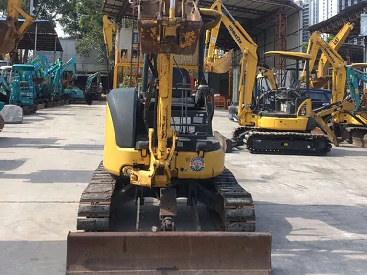 Komatsu 35 used almost new hydraulic crawler excavator