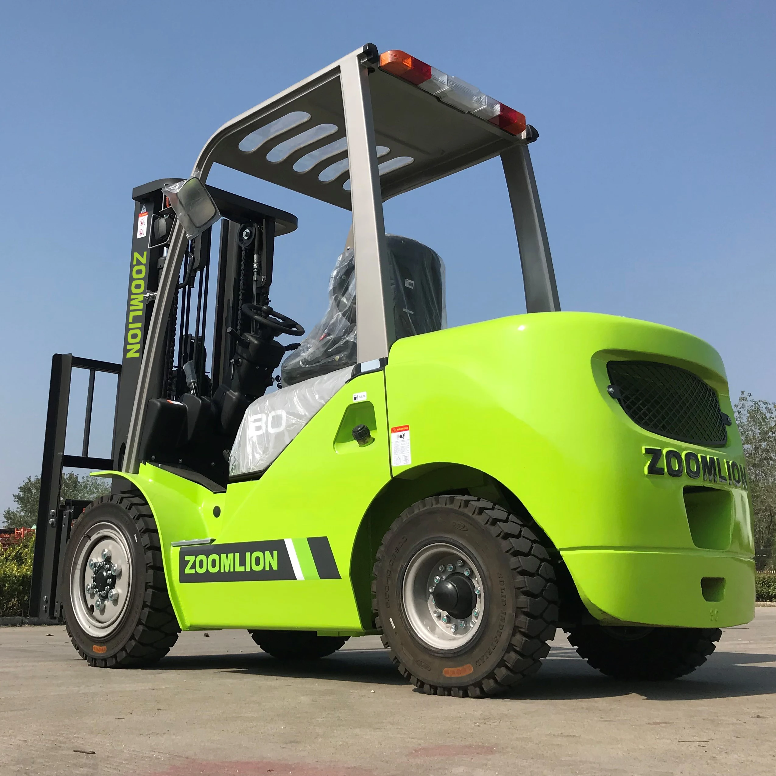 ZOOMLION fatory 3000kg capacity diesel operated forklift 3ton block lift price