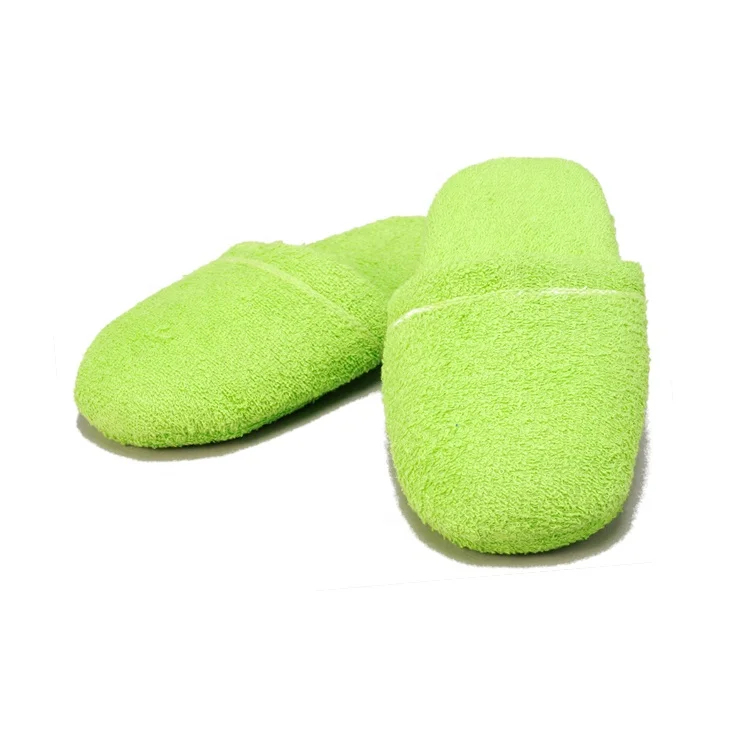 Embroidered Silk Velvet Closed Toe Chinese Silk Slippers For Hotel