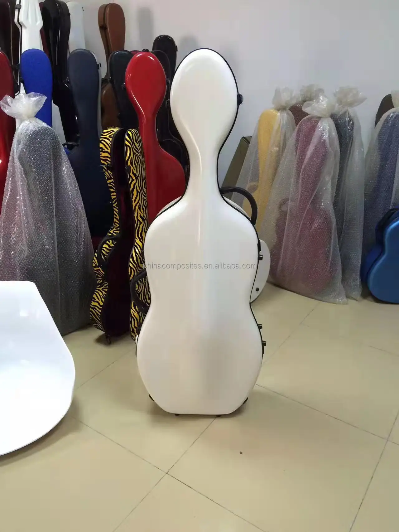 Custom Logo Guitar Case Hard Shell Fiberglass Guitar Case Factory Direct Sell