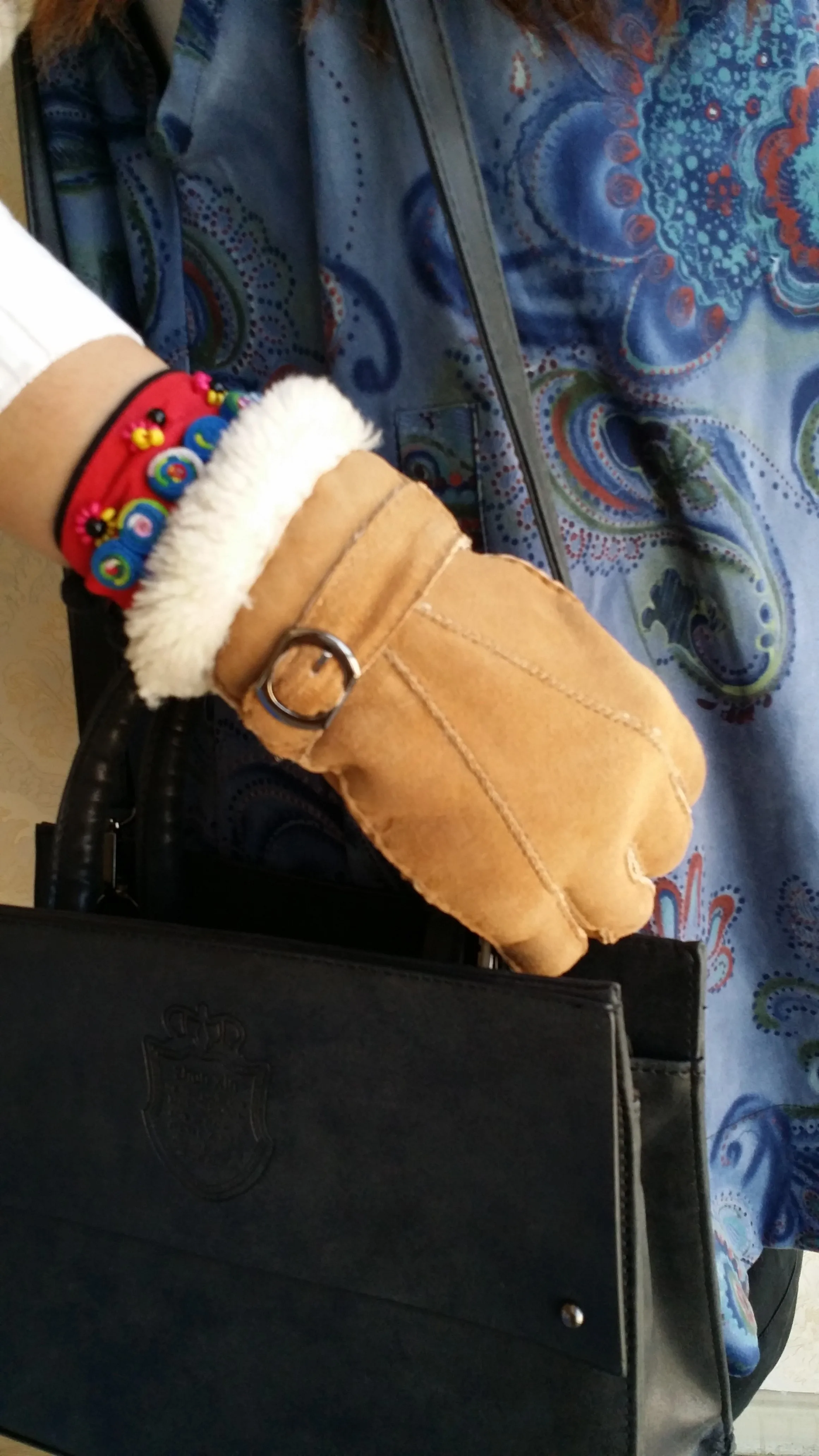 2021 Fashion Winter 100% Handmade Wholesale Winter Gloves