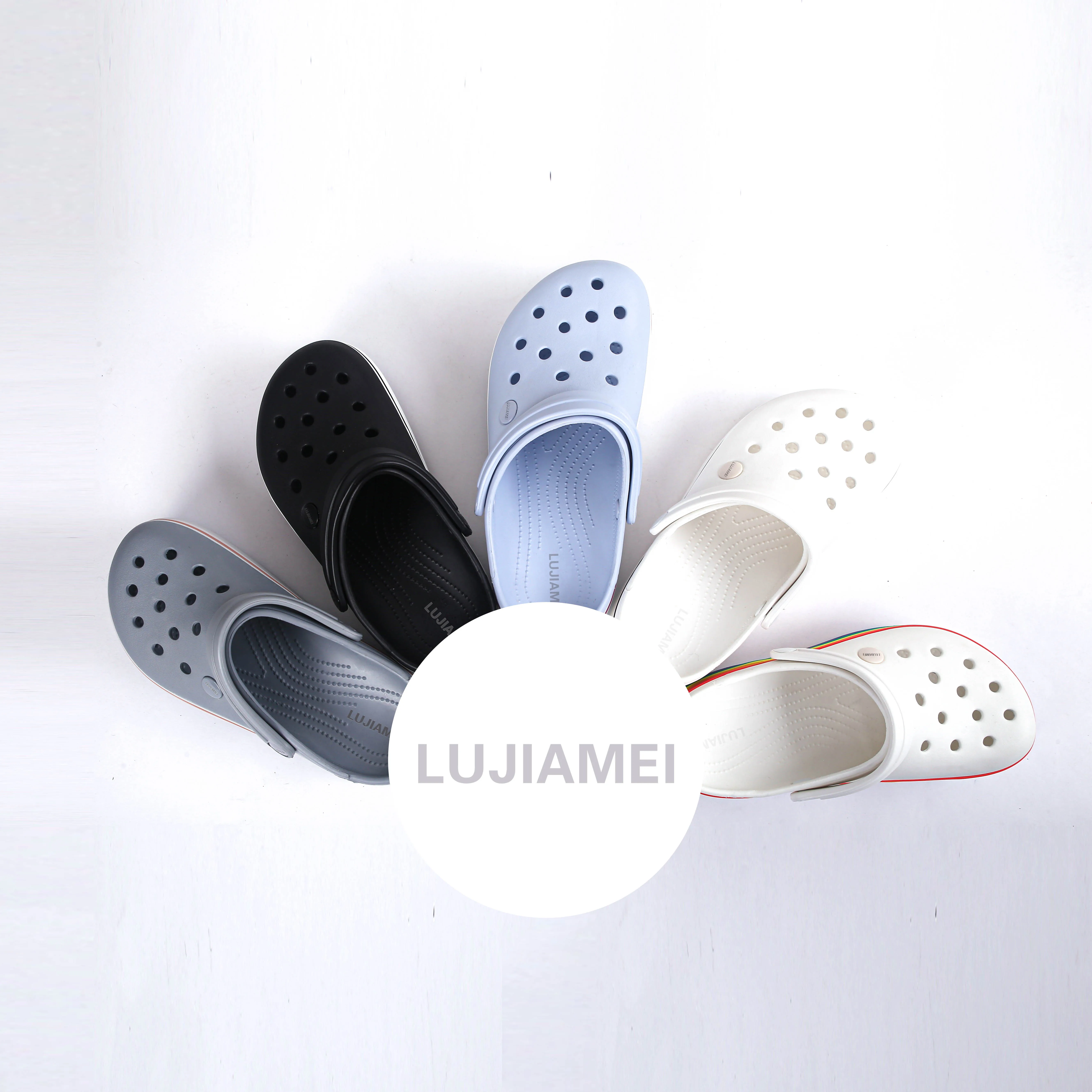 2024 Wholesale Soft EVA New Style Beach Clogs Shoes For Unisex home Anti-slippery Platform Sandals Summer Garden Slippers