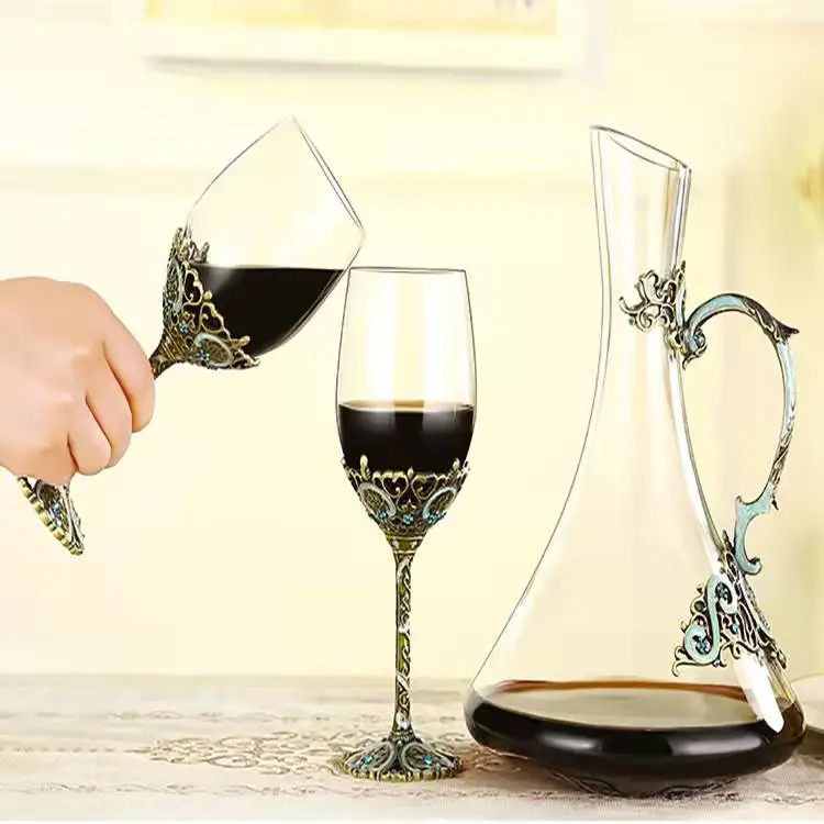 Top Fashion Enamel Decanter  Set Glasses Luxury Bulk Floating Long Stem Crystal Gift CLASSIC Customized BOX Glass Logo