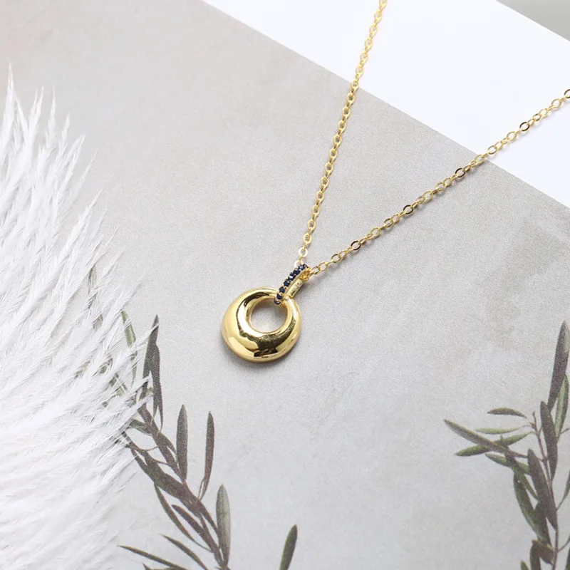 Rainbowking INS design Wholesale Hot Personality vintage ancient medallion women sterling silver Clavicle Necklace