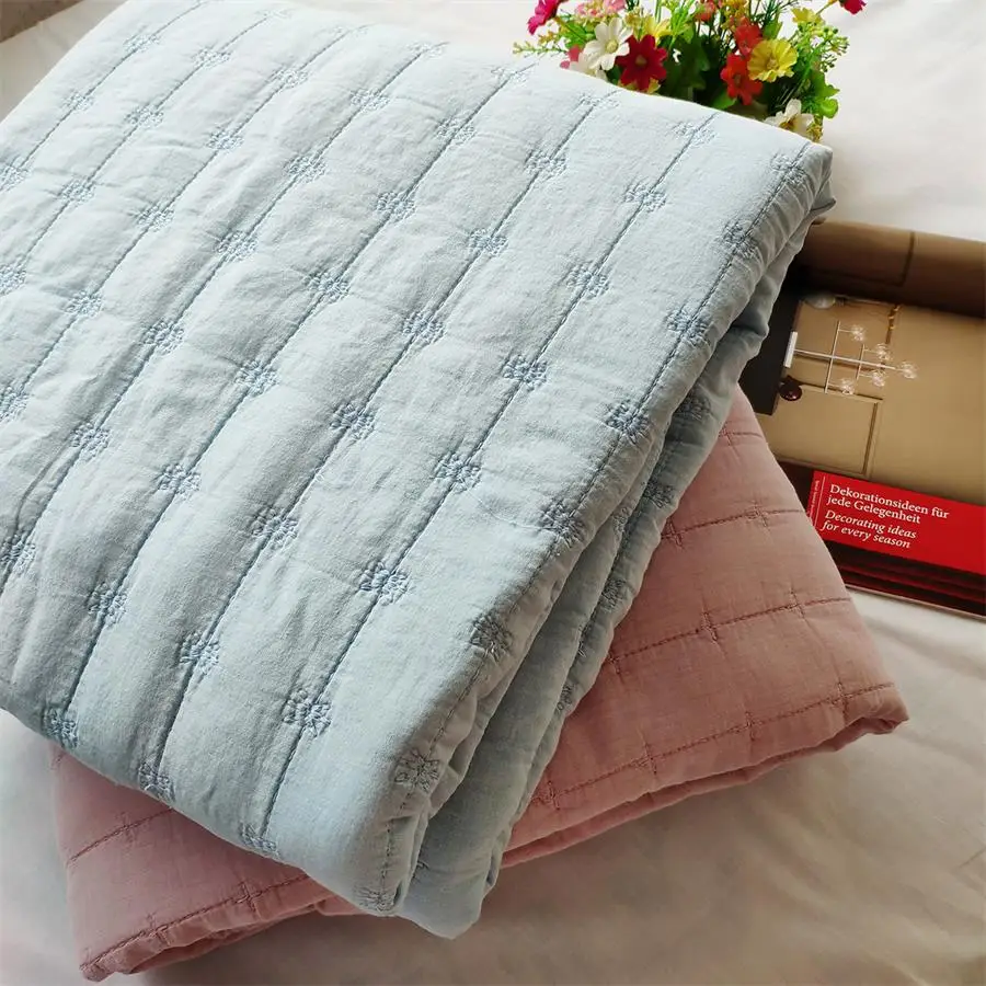 Modern fancy good quality cotton quilted bedspread