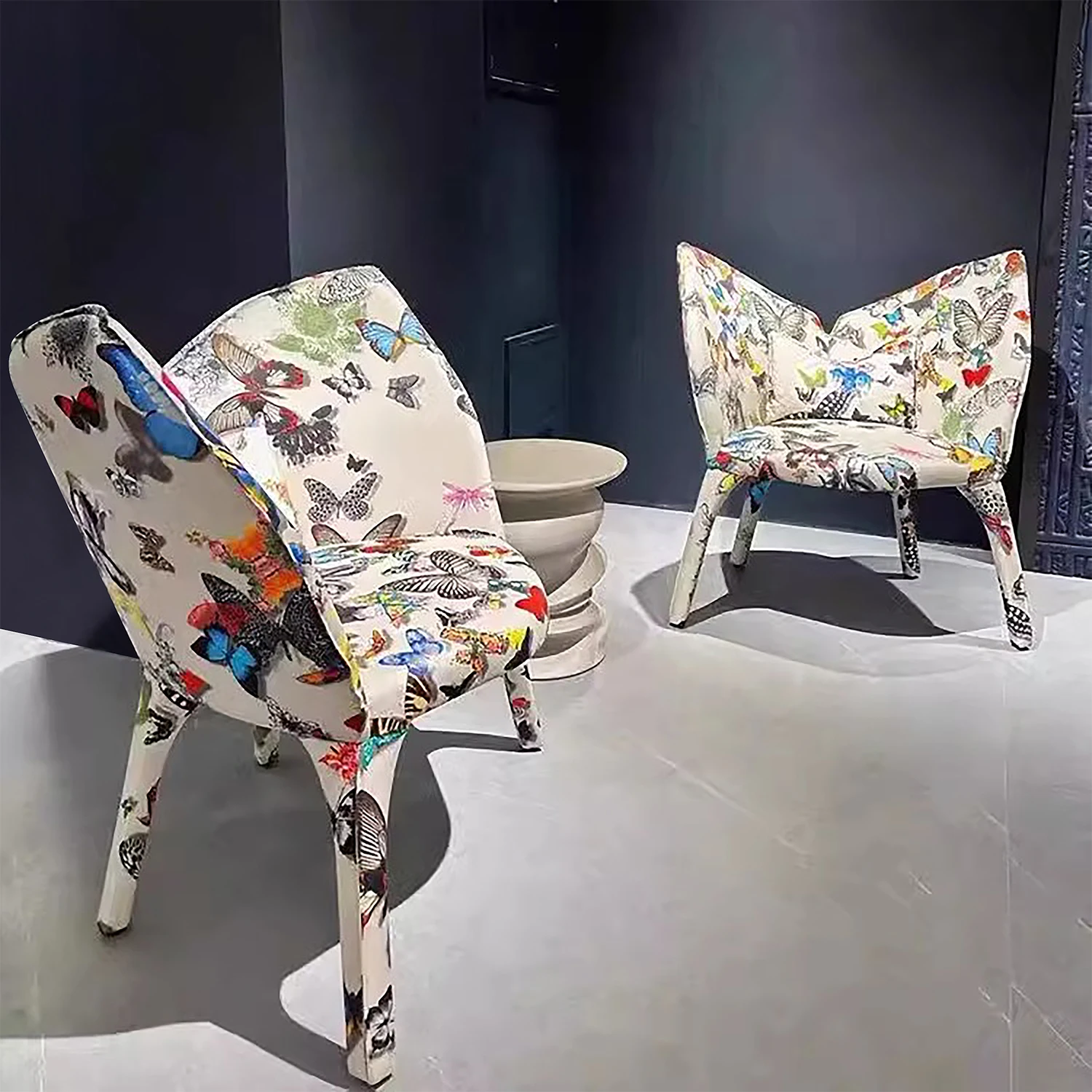 Elegant Lounge Chairs Fashionable Leisure Chair for Trendy Homes