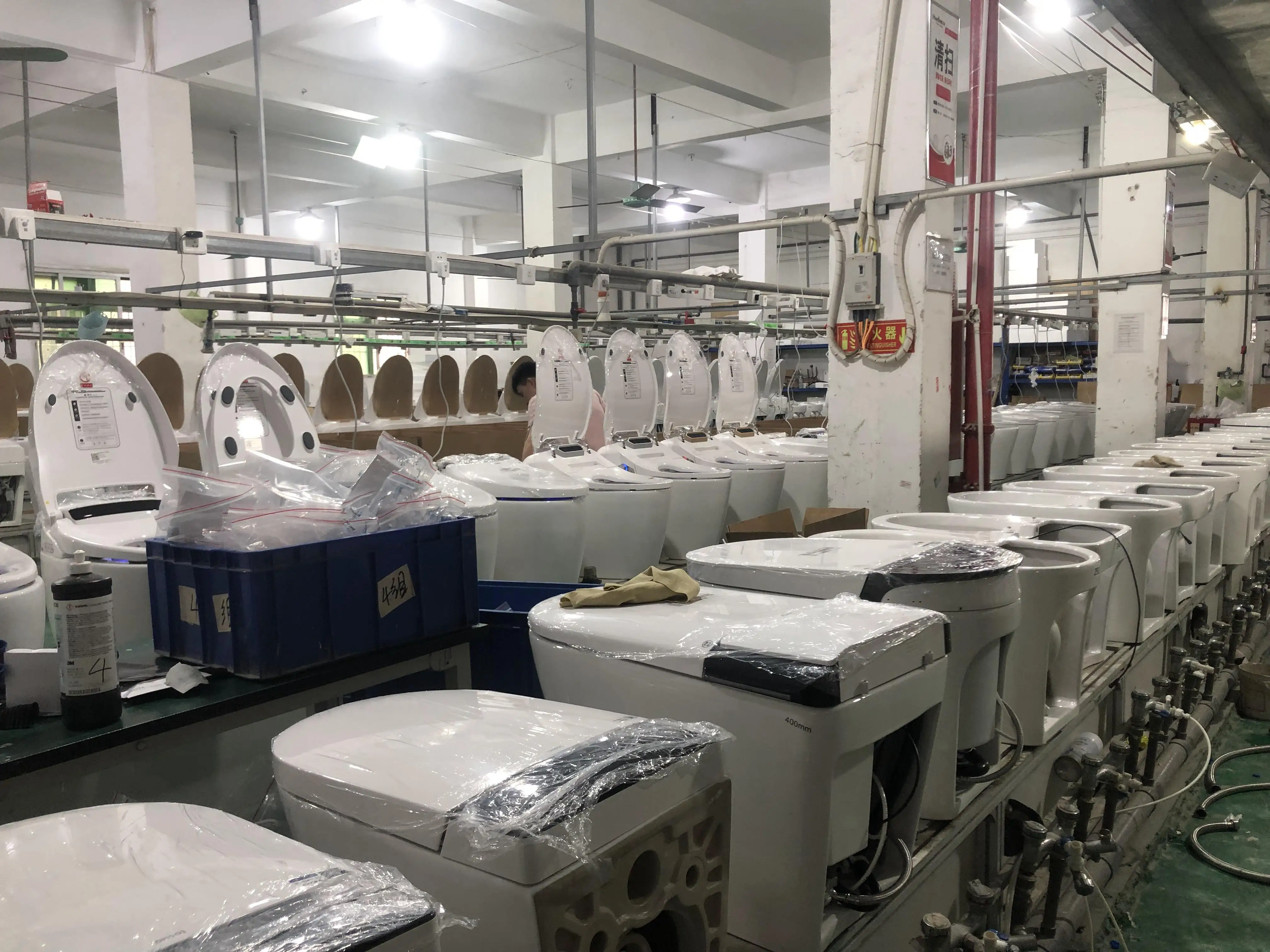 Abs Material Soft Closing Seat Automatic Deodorization Smart Toilet Color In Gray