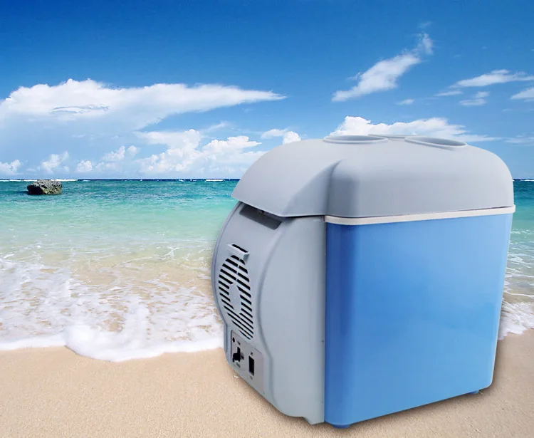 Wholesale 7.5L 12V portable small refrigerator mini smart car vehicle fridge