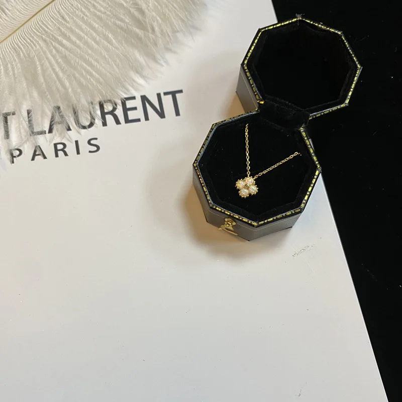 Hot sale dainty 14k gold plated four leaf clover moonstone copper necklace for women gift