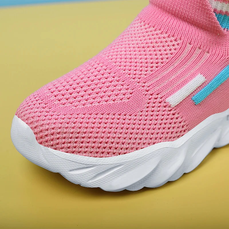 Flying woven socks shoes elastic sleeve design and soft MD outsole for kids casual shoes