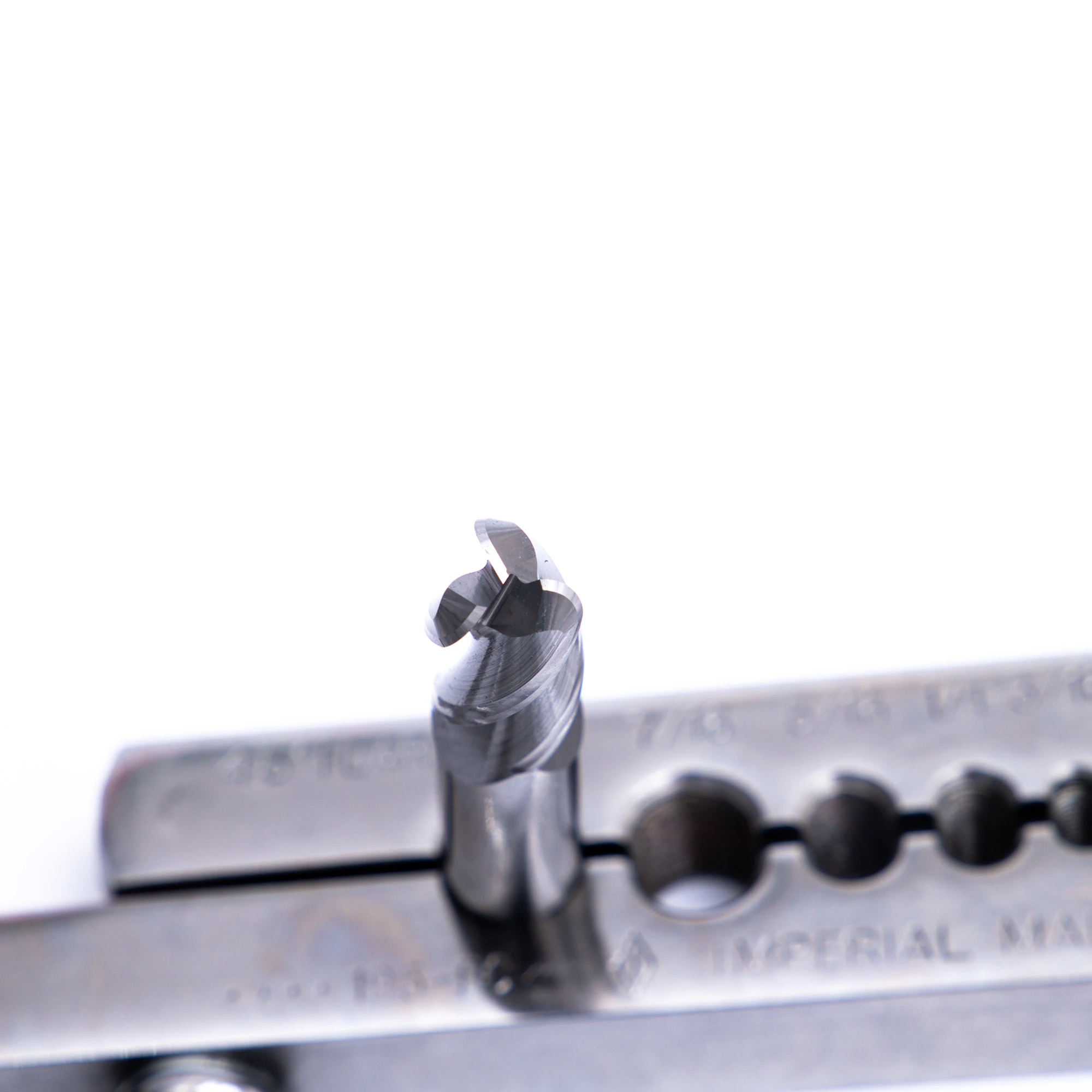 Mmt Al Carbide Full Ball Radius End Mill 3 Flutes Dlc Or Diamond Coating