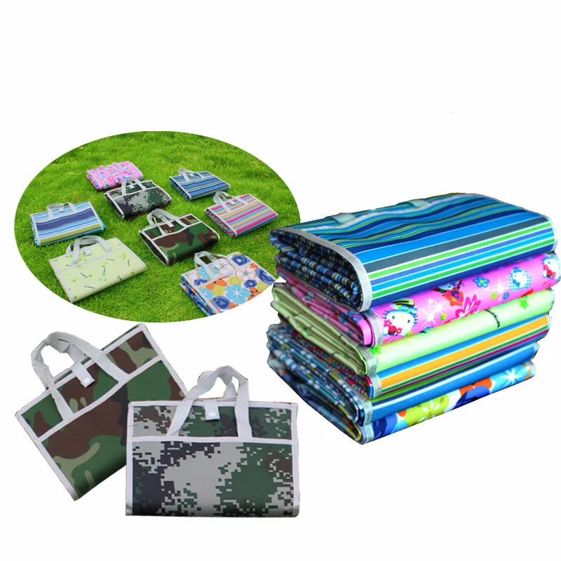 145*145 Portable Durable Beach Mat Picnic Bag Picnic Mat With Fold Up.