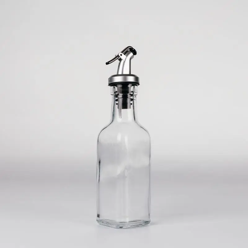 High Quality 150ml 250ml 500ml Square fluids olive oil Glass Oil Bottles with Easy Pour Spout for Vinegar Storage