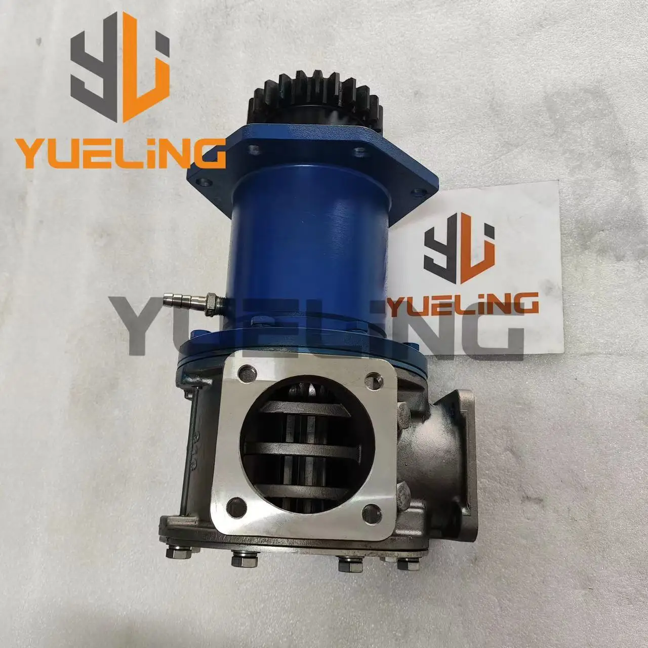 Genuine Spare Part Sea Water Pump 37553-28100  Suit for MITSUBISHI S6R2 Series Machine