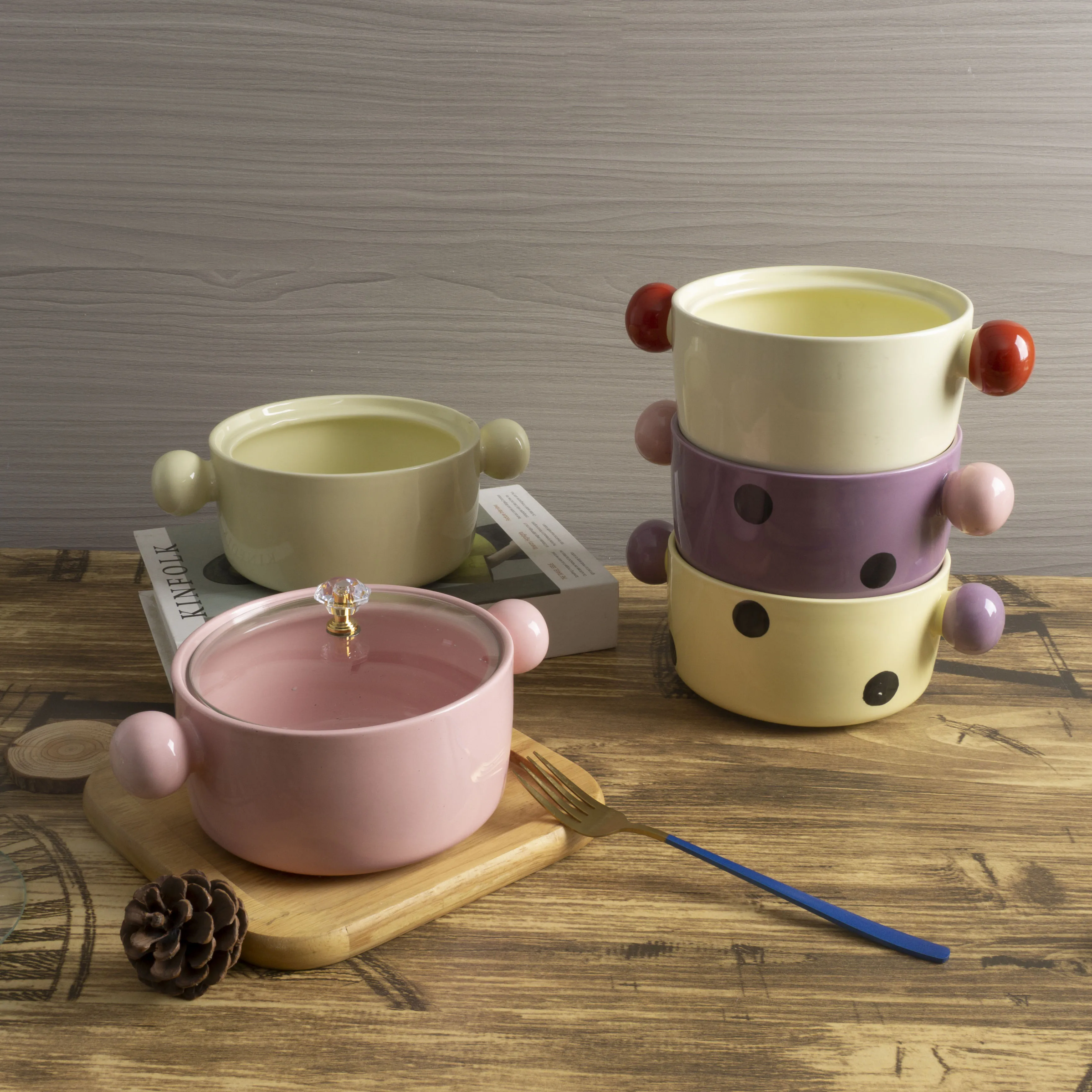 Solid color lovely ceramic foam bowl with cover double ear household wholesale double ear bowl soup bowl