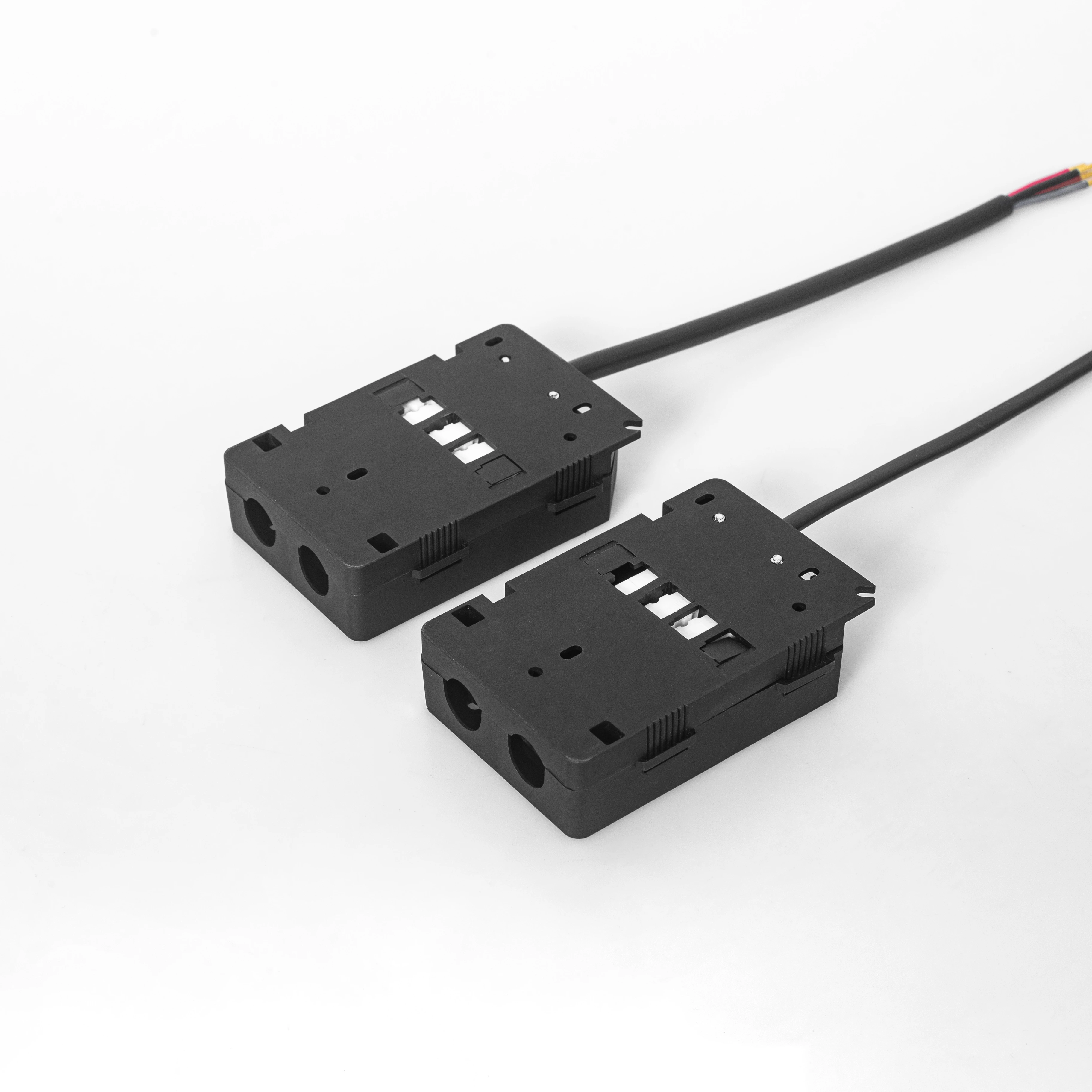 Fire Self-distinguishing PP 3 Way 5 Way Terminal Box easy maintain