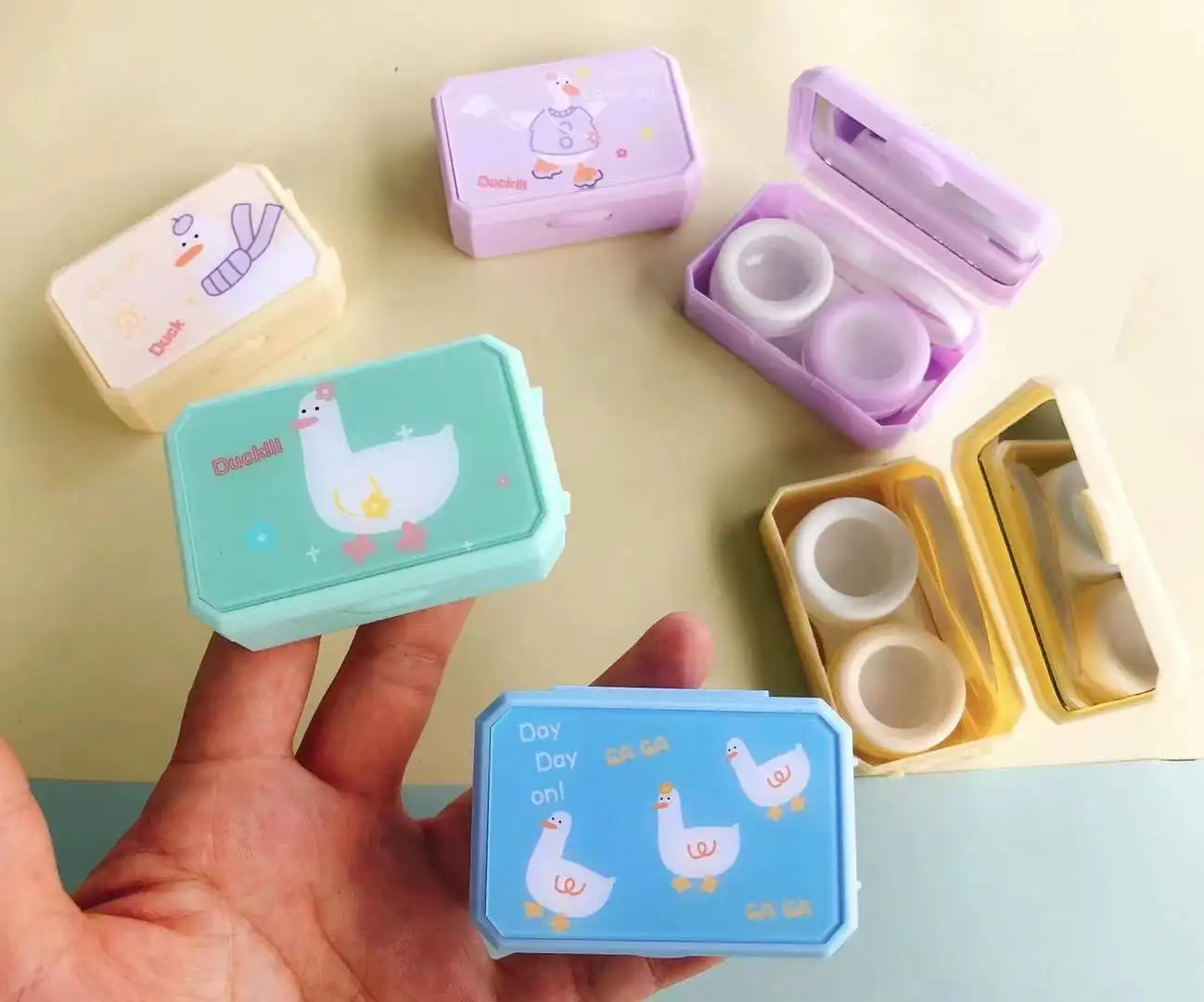 Animal Mini Plastic Contact Lens Case Cosmetics Contact Lens Travel Box for Girls Students
