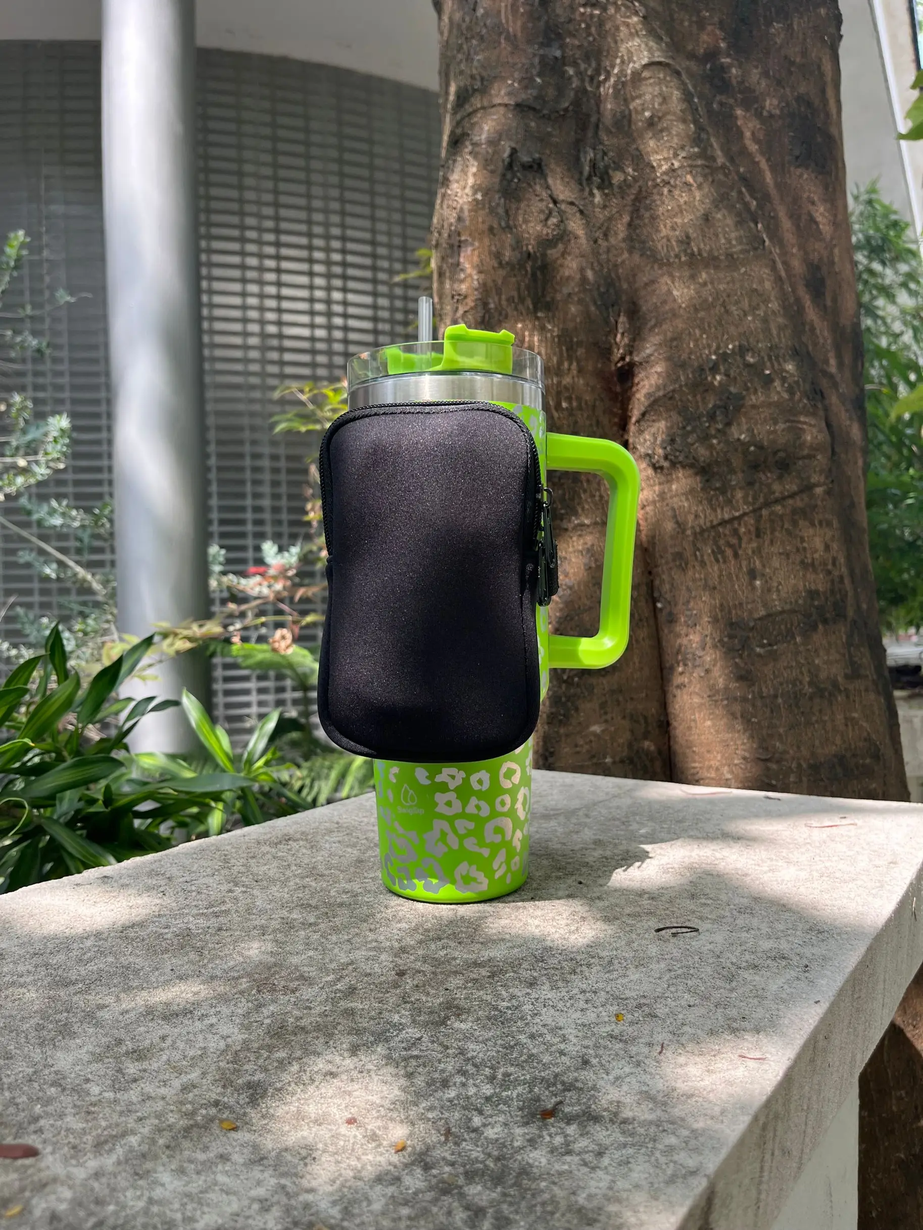 Neoprene Water Bottle Holder Pouch Bottle Carrier 40 oz tumbler DMA92256