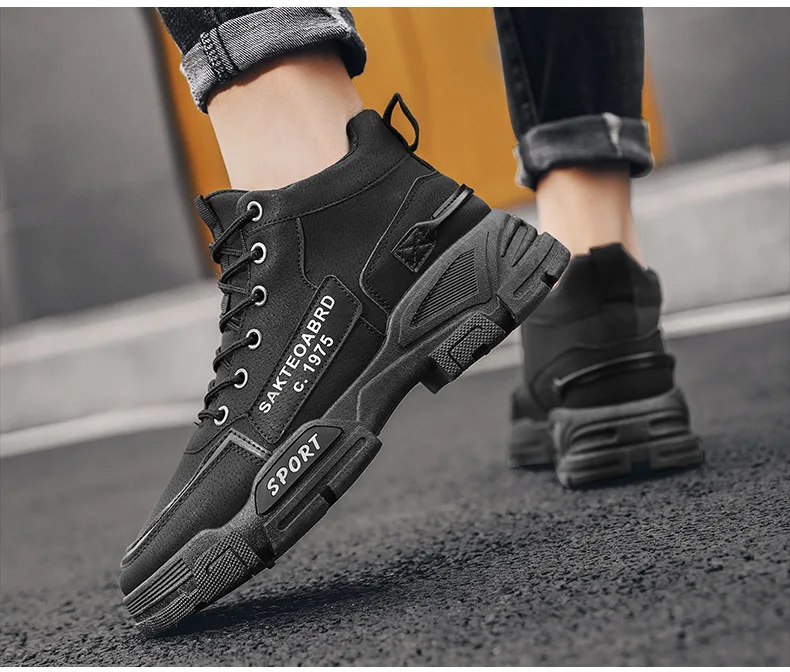 New fashion outdoor hiking sports shoes men climbing boots lace up leather boots British high top sneakers