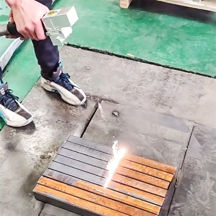 1500W Laser Cleaning Machine Clean Metal Surface Oil Coating Laser Rust Removal Equipment