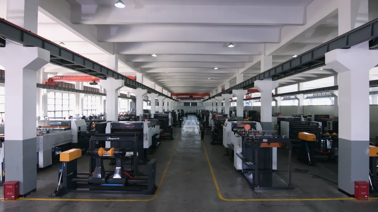 China Good  paper cutting machine China Factory
