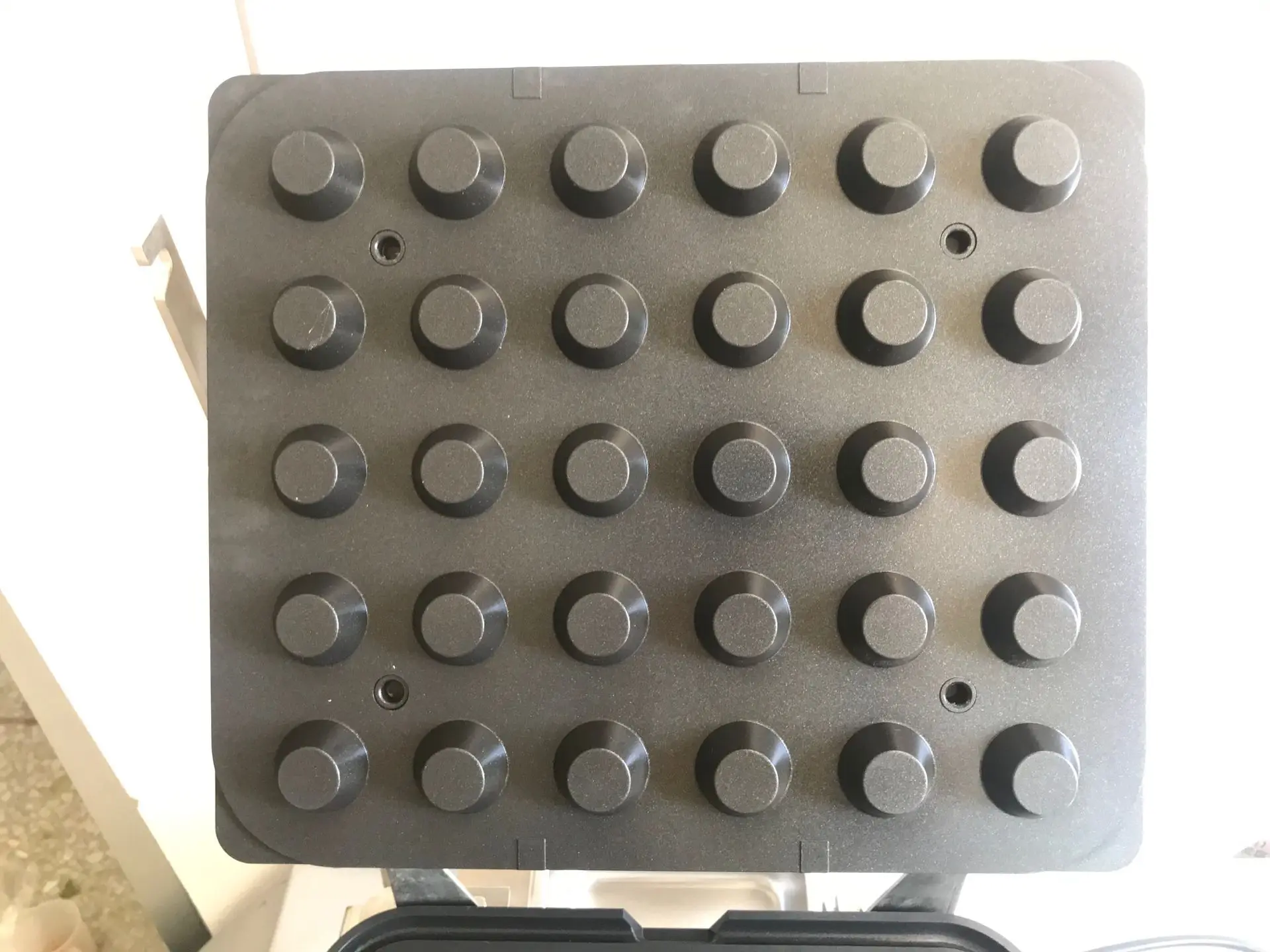 Free Shipping Model 838 Commercial 30 holes round tart 45*45mm size Egg tartlet machine cheese tart making machine