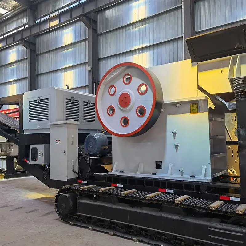 Industrial Mobile Crawler Concrete Crusher 50t/H Diesel Granite Jaw Crusher With Conveyor Belt